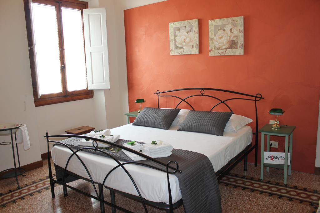 My Room Center San Salvi Florencja Pokój zdjęcie